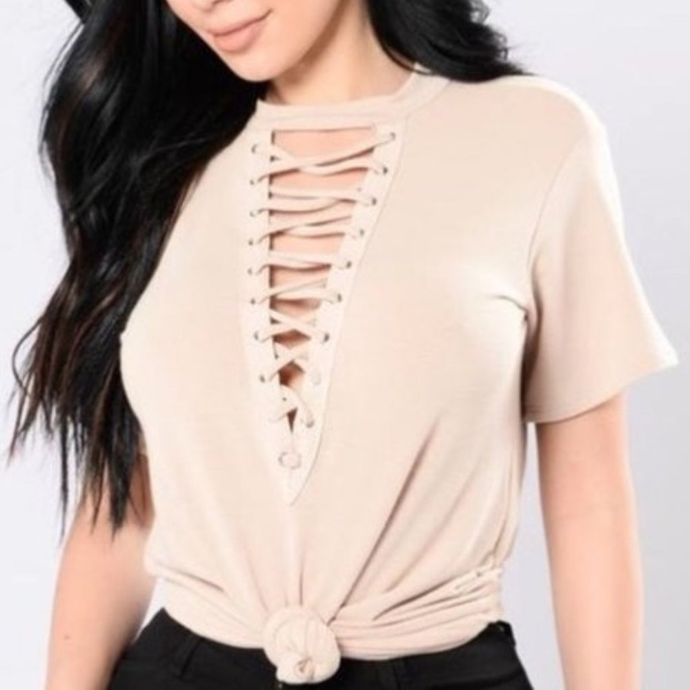 FASHION NOVA LACE UP TOP IN NUDE